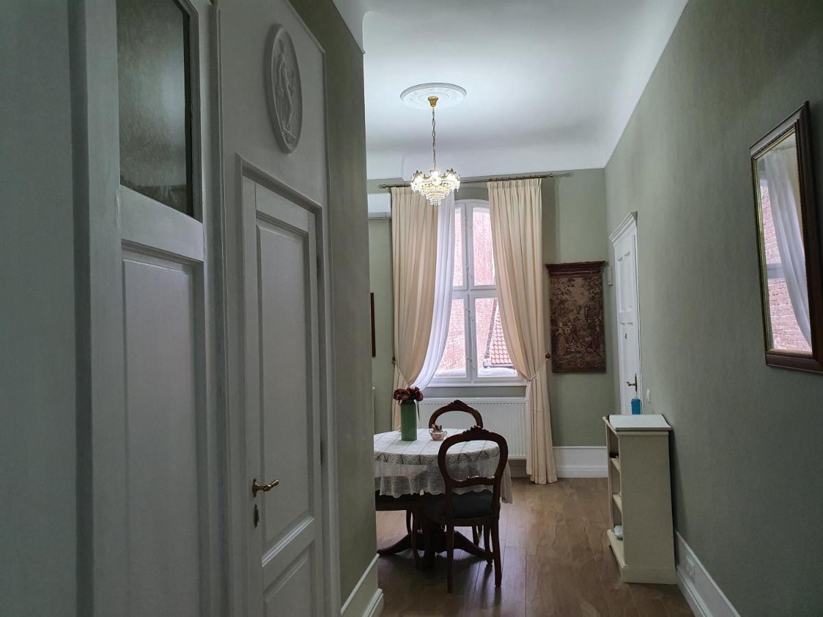 Elisabeth Apartment Oradea Exterior foto